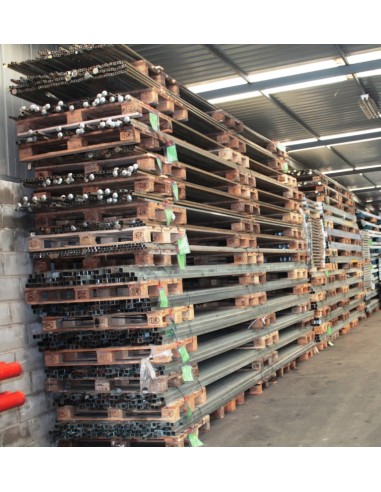 TUBO CUADRADO 20 x 20 x 2 x 6000...